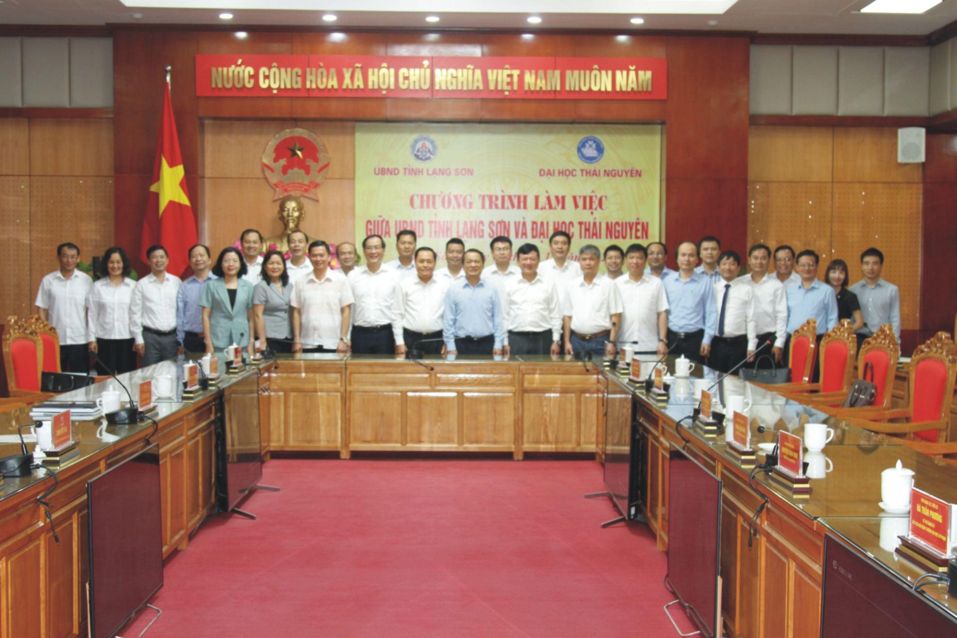Đại học Thái Nguyên làm việc với UBND tỉnh Lạng Sơn